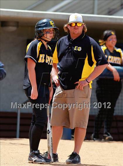 Thumbnail 3 in El Capitan vs. Santana (CIF SDS D3 Final) photogallery.