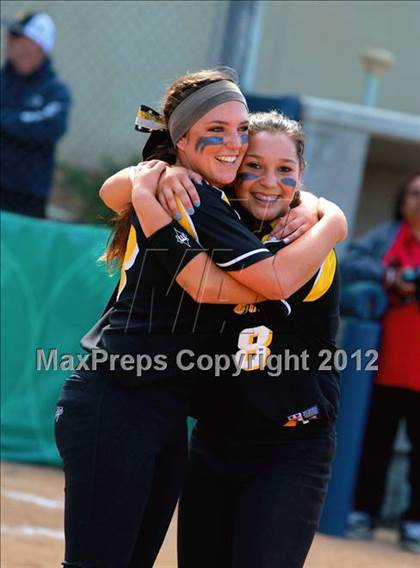Thumbnail 2 in El Capitan vs. Santana (CIF SDS D3 Final) photogallery.