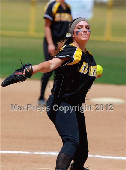 Thumbnail 3 in El Capitan vs. Santana (CIF SDS D3 Final) photogallery.