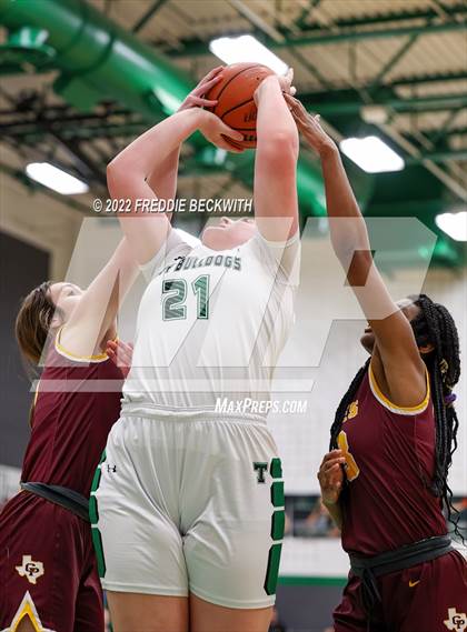 Thumbnail 1 in Collinsville @ Tioga photogallery.