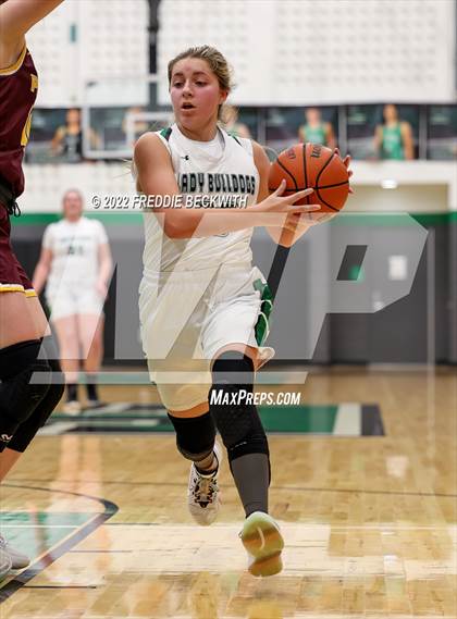Thumbnail 3 in Collinsville @ Tioga photogallery.