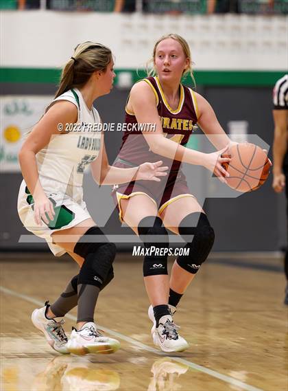 Thumbnail 2 in Collinsville @ Tioga photogallery.