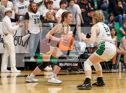 Thumbnail 2 in Collinsville @ Tioga photogallery.