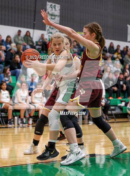 Thumbnail 1 in Collinsville @ Tioga photogallery.