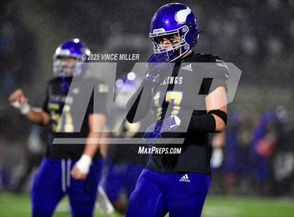 Thumbnail 1 in Eastlake vs Puyallup (WIAA 4A First Round) photogallery.