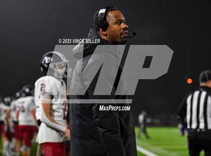 Thumbnail 1 in Eastlake vs Puyallup (WIAA 4A First Round) photogallery.