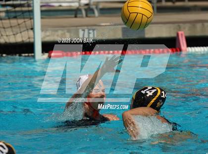 Thumbnail 3 in Alameda vs Washington (Battle of the Bay) photogallery.