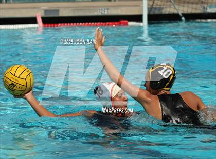 Thumbnail 1 in Alameda vs Washington (Battle of the Bay) photogallery.