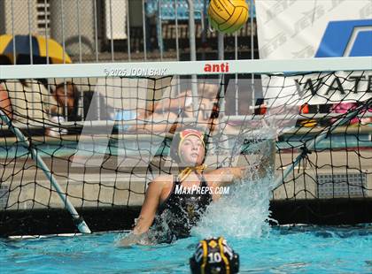 Thumbnail 3 in Alameda vs Washington (Battle of the Bay) photogallery.