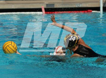 Thumbnail 2 in Alameda vs Washington (Battle of the Bay) photogallery.