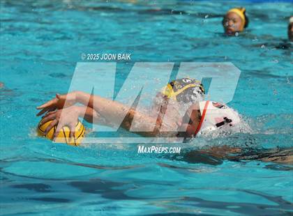 Thumbnail 1 in Alameda vs Washington (Battle of the Bay) photogallery.
