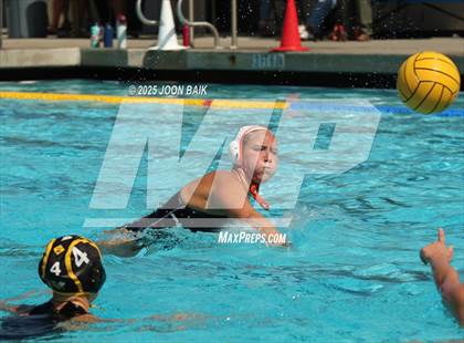 Thumbnail 2 in Alameda vs Washington (Battle of the Bay) photogallery.