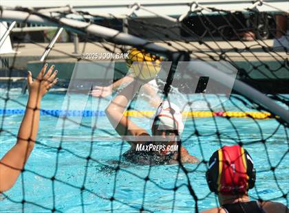 Thumbnail 3 in Alameda vs Washington (Battle of the Bay) photogallery.
