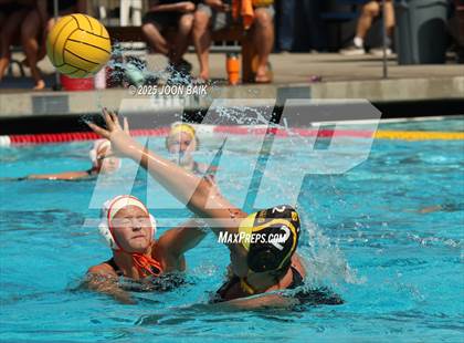 Thumbnail 3 in Alameda vs Washington (Battle of the Bay) photogallery.