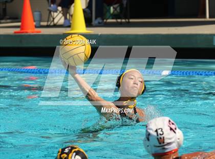 Thumbnail 1 in Alameda vs Washington (Battle of the Bay) photogallery.