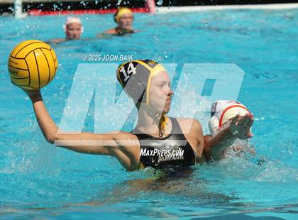 Thumbnail 3 in Alameda vs Washington (Battle of the Bay) photogallery.