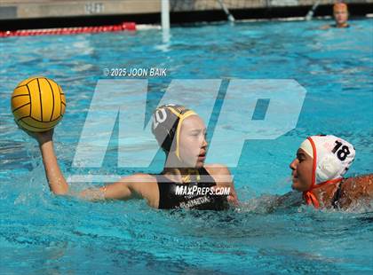 Thumbnail 2 in Alameda vs Washington (Battle of the Bay) photogallery.
