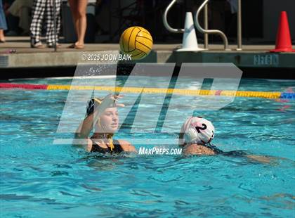 Thumbnail 2 in Alameda vs Washington (Battle of the Bay) photogallery.