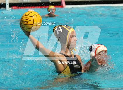 Thumbnail 1 in Alameda vs Washington (Battle of the Bay) photogallery.