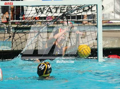Thumbnail 2 in Alameda vs Washington (Battle of the Bay) photogallery.