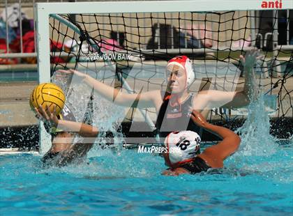 Thumbnail 1 in Alameda vs Washington (Battle of the Bay) photogallery.