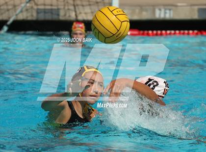 Thumbnail 1 in Alameda vs Washington (Battle of the Bay) photogallery.