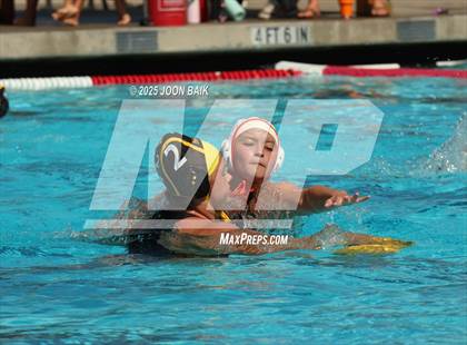 Thumbnail 1 in Alameda vs Washington (Battle of the Bay) photogallery.