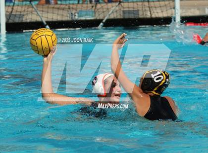 Thumbnail 1 in Alameda vs Washington (Battle of the Bay) photogallery.
