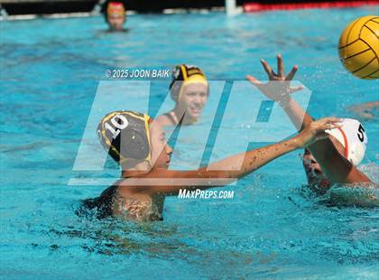 Thumbnail 3 in Alameda vs Washington (Battle of the Bay) photogallery.