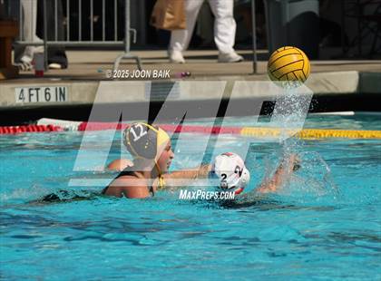 Thumbnail 3 in Alameda vs Washington (Battle of the Bay) photogallery.