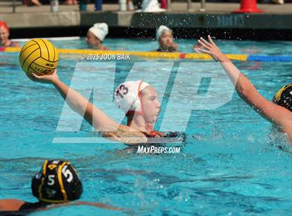 Thumbnail 1 in Alameda vs Washington (Battle of the Bay) photogallery.