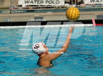 Thumbnail 3 in Alameda vs Washington (Battle of the Bay) photogallery.
