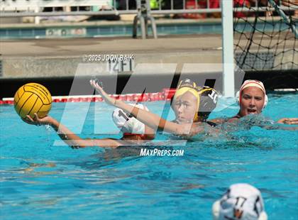 Thumbnail 1 in Alameda vs Washington (Battle of the Bay) photogallery.