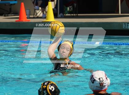 Thumbnail 3 in Alameda vs Washington (Battle of the Bay) photogallery.