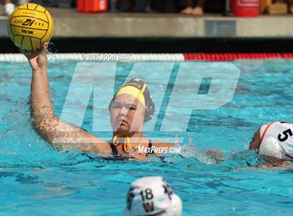Thumbnail 2 in Alameda vs Washington (Battle of the Bay) photogallery.