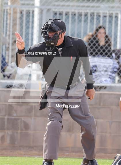 Thumbnail 3 in Granite Hills vs. Patrick Henry (San Diego Lions Tournament) photogallery.
