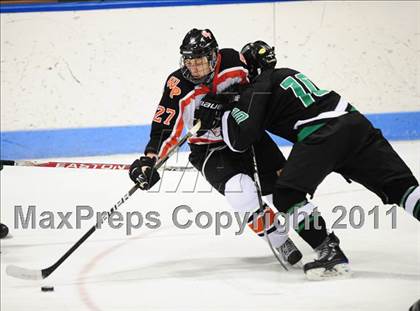 Thumbnail 2 in Northwest Catholic vs. Watertown/Pomperaug (CIAC Division 3 Semifinal) photogallery.