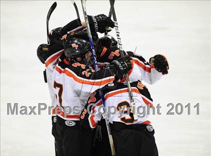 Thumbnail 2 in Northwest Catholic vs. Watertown/Pomperaug (CIAC Division 3 Semifinal) photogallery.