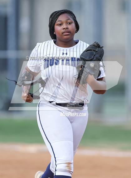 Thumbnail 1 in Lamar Consolidated @ Fort Bend Kempner photogallery.