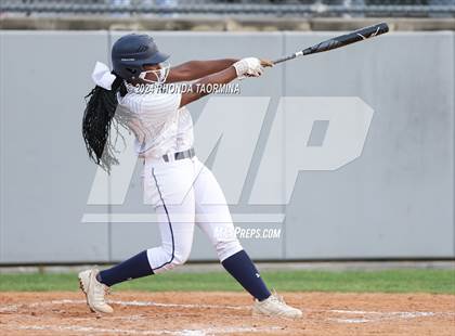 Thumbnail 3 in Lamar Consolidated @ Fort Bend Kempner photogallery.