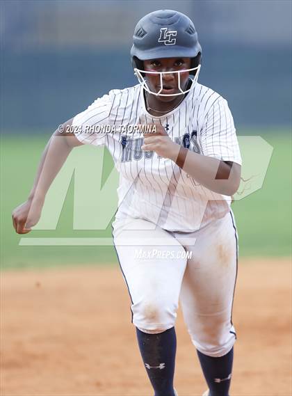 Thumbnail 1 in Lamar Consolidated @ Fort Bend Kempner photogallery.