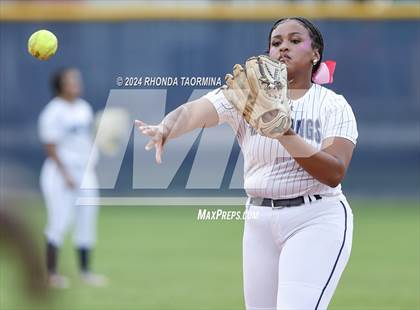 Thumbnail 3 in Lamar Consolidated @ Fort Bend Kempner photogallery.