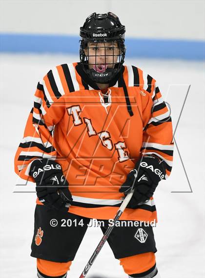Thumbnail 1 in White Plains @ Mamaroneck photogallery.