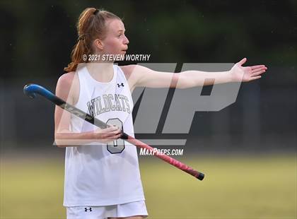 Thumbnail 2 in Carrboro @ East Chapel Hill (NCFHA Quarterfinal) photogallery.