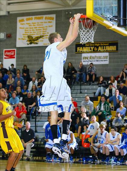 Thumbnail 3 in Mission vs. Rocklin (Common Good Classic) photogallery.