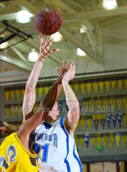 Thumbnail 1 in Mission vs. Rocklin (Common Good Classic) photogallery.