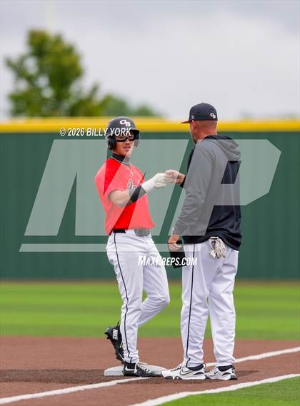 Thumbnail 2 in Grand Saline vs Cooper photogallery.