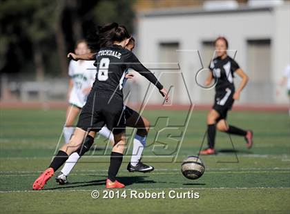 Thumbnail 3 in Granada Hills vs. Stockdale photogallery.