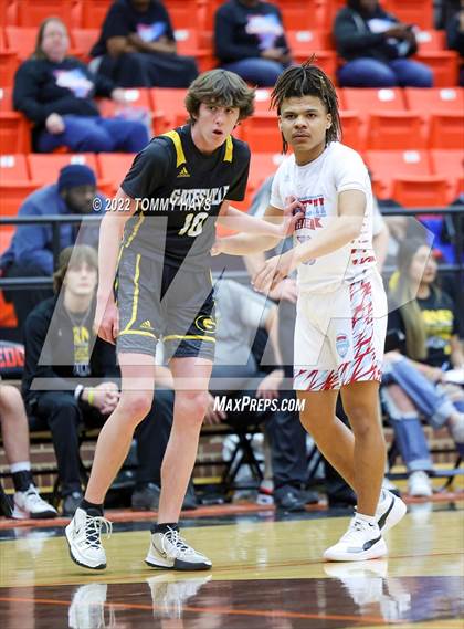 Thumbnail 3 in Hirschi vs. Gatesville (UIL Basketball 4A Bi-District Playoff) photogallery.