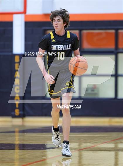 Thumbnail 1 in Hirschi vs. Gatesville (UIL Basketball 4A Bi-District Playoff) photogallery.